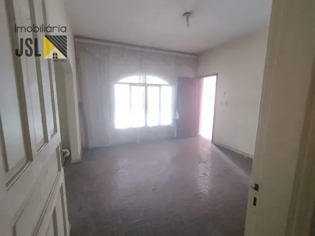 Casa com 384m² 3 quartos e 3 banheiros, à venda, no bairro Vila Pantaleão em Caçapava