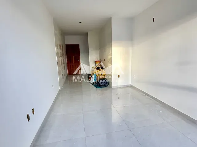 Casa 2 quartos e 2 banheiros, à venda, no bairro Nova Palhoça em Palhoça
