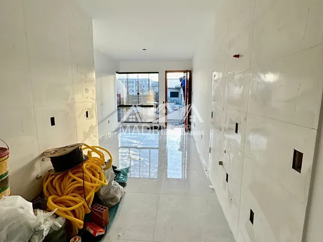 Casa 2 quartos e 2 banheiros, à venda, no bairro Nova Palhoça em Palhoça