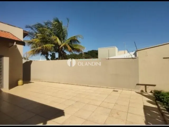 Casa com 313m² 2 quartos e 1 banheiro, à venda, no bairro Jatobá em Artur Nogueira
