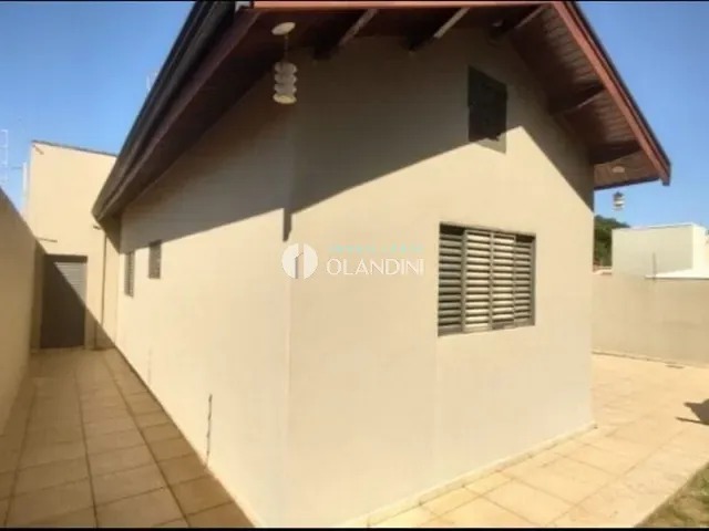 Casa com 313m² 2 quartos e 1 banheiro, à venda, no bairro Jatobá em Artur Nogueira