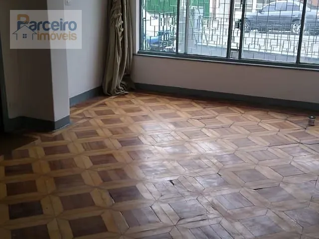 Casa com 210m² 4 quartos e 2 banheiros, à venda ou para alugar, no bairro Vila Bertioga em São Paulo