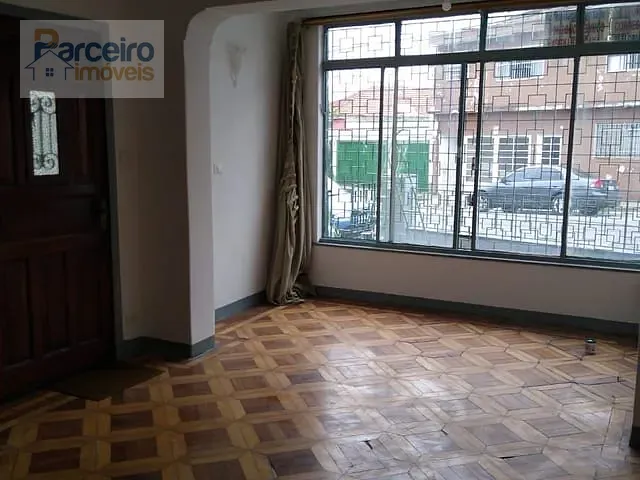 Casa com 210m² 4 quartos e 2 banheiros, à venda ou para alugar, no bairro Vila Bertioga em São Paulo
