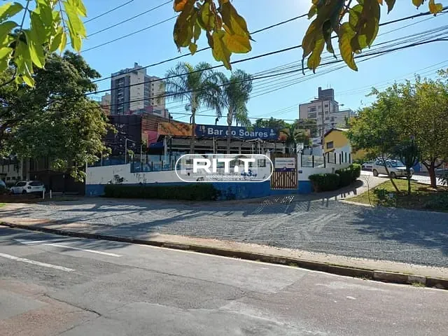 Casa com 280m² 1 quarto e 4 banheiros, à venda, no bairro Vila Jequitibás em Campinas