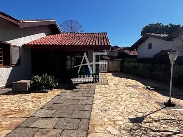 Casa com 1000m² 3 quartos e 4 banheiros, à venda ou para alugar, no bairro Nossa Senhora do Perpétuo Socorro em Pindamonhangaba