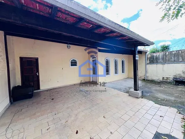 Casa 3 quartos e 2 banheiros, à venda, no bairro Poiares em Caraguatatuba