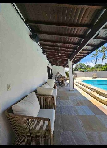 Casa 5 quartos e 5 banheiros, à venda ou para alugar, no bairro São Lourenço em Bertioga