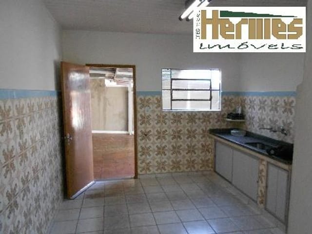 Casa com 252m² 2 quartos e 2 banheiros, para alugar, no bairro Jardim Vista Alegre em Paulínia