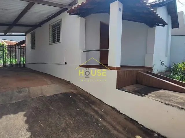 Casa com 200m² 2 quartos e 1 banheiro, para alugar, no bairro Patrimônio Velho em Votuporanga