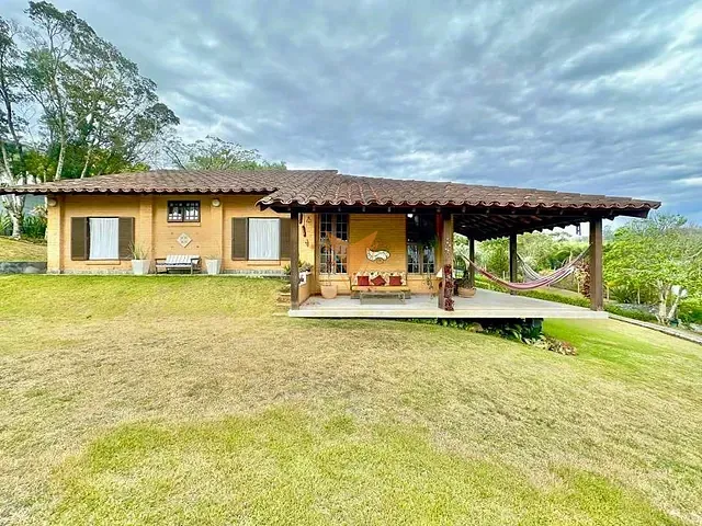 Casa 2 quartos e 2 banheiros, à venda, no bairro Paisagem Renoir em Cotia