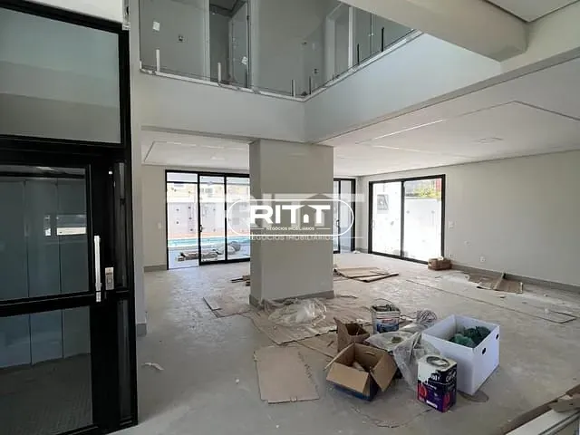 Casa com 517m² 4 quartos e 2 banheiros, à venda, no bairro Swiss Park em Campinas