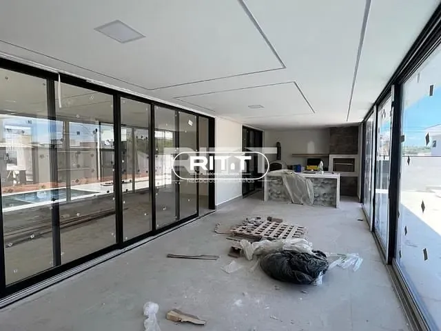 Casa com 517m² 4 quartos e 2 banheiros, à venda, no bairro Swiss Park em Campinas