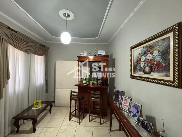 Casa com 233m² 3 quartos e 2 banheiros, à venda, no bairro Centro em Andradas