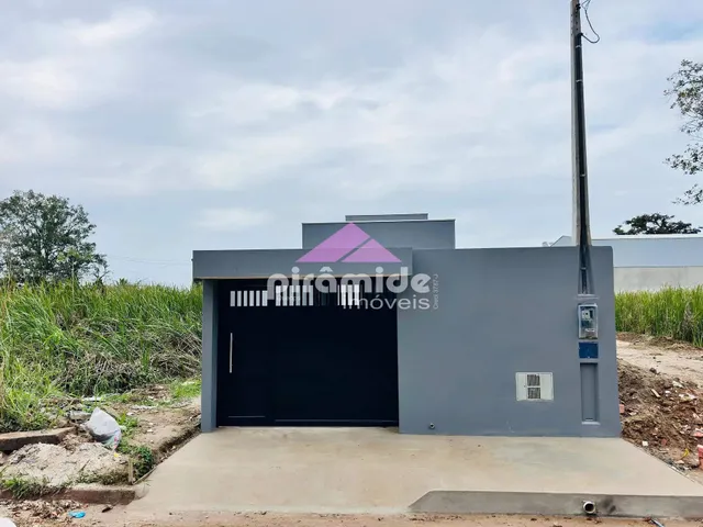 Casa com 10m² 3 quartos e 2 banheiros, à venda, no bairro Morro do Algodão em Caraguatatuba