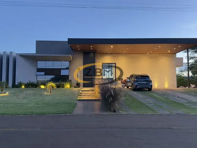 Casa com 1300m² 4 quartos e 8 banheiros, à venda, no bairro Recanto do Salto em Londrina