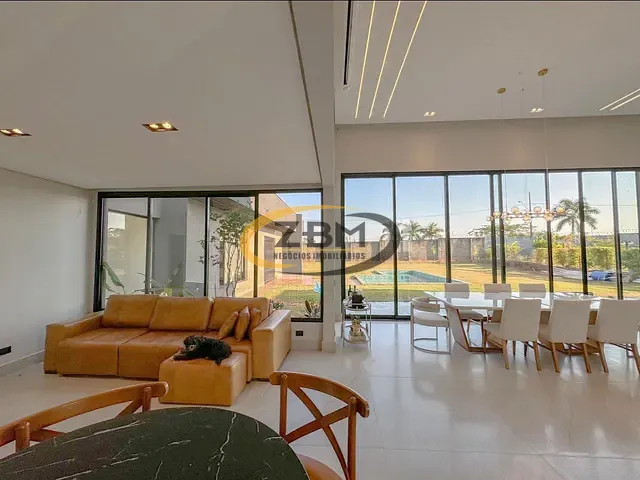 Casa com 1300m² 4 quartos e 8 banheiros, à venda, no bairro Recanto do Salto em Londrina