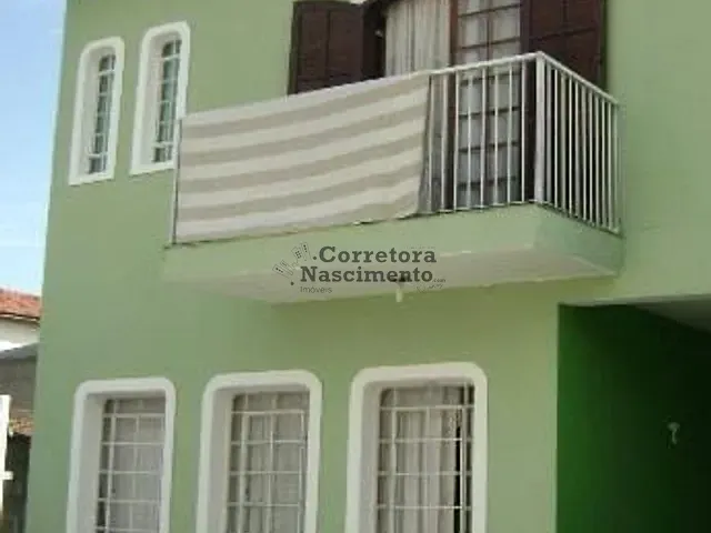 Casa com 200m² 3 quartos e 3 banheiros, à venda, no bairro Jardim das Indústrias em Jacareí