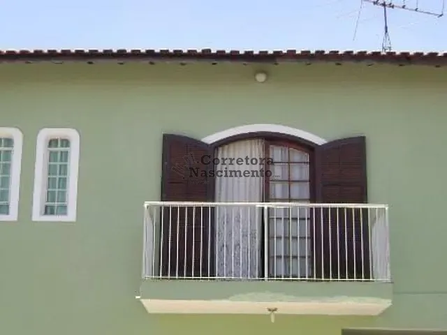 Casa com 200m² 3 quartos e 3 banheiros, à venda, no bairro Jardim das Indústrias em Jacareí