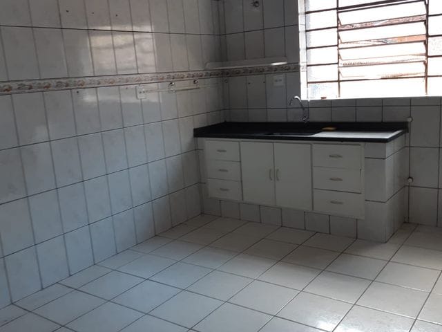 Casa com 200m² 4 quartos e 2 banheiros, à venda, no bairro Matadouro em Bragança Paulista
