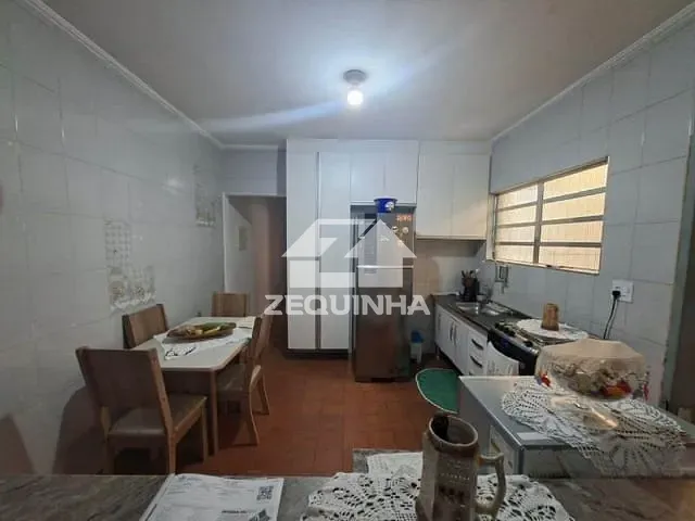 Casa com 125m² 3 quartos e 2 banheiros, à venda, no bairro Novo Osasco em Osasco