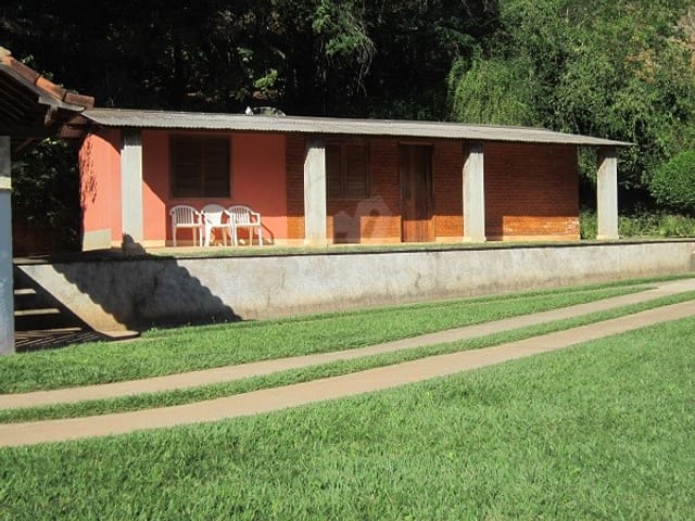 Casa com 60000m² 7 quartos e 1 banheiro, à venda, no bairro Pedro do Rio em Petrópolis