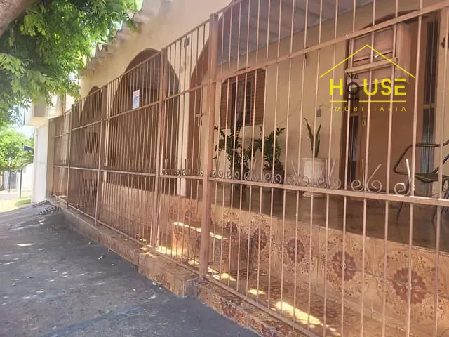 Casa com 200m² 3 quartos e 1 banheiro, à venda, no bairro Patrimônio Novo em Votuporanga