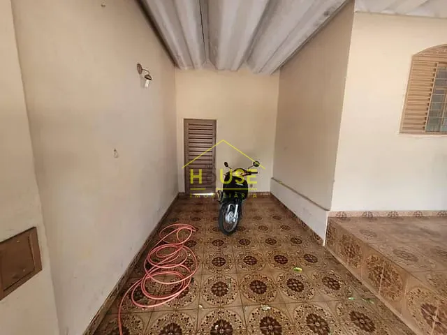 Casa com 200m² 3 quartos e 1 banheiro, à venda, no bairro Patrimônio Novo em Votuporanga