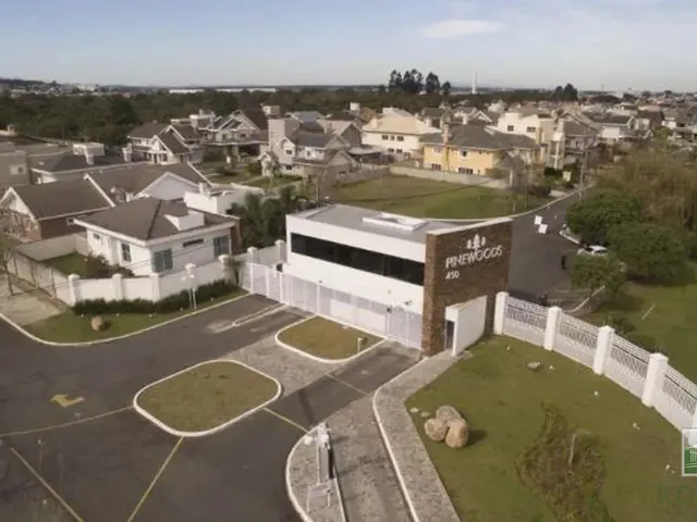 Casa 3 quartos e 3 banheiros, à venda, no bairro Pineville em Pinhais