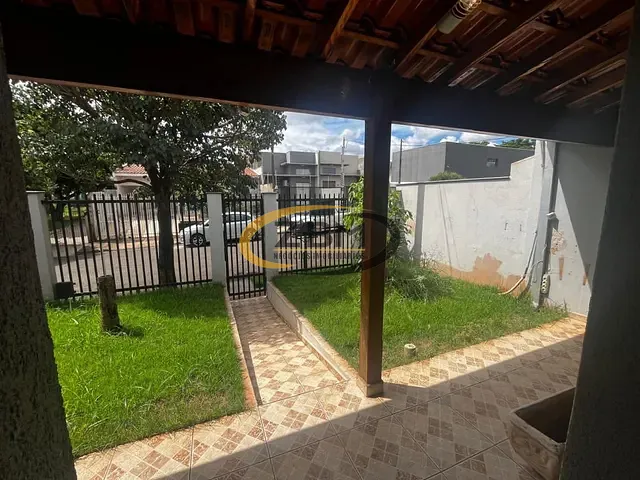 Casa com 254m² 5 quartos e 4 banheiros, à venda, no bairro Jardim Planalto em Londrina