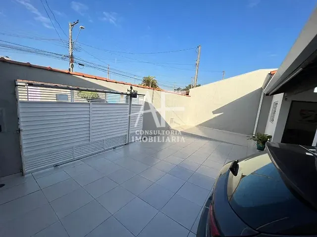 Casa com 250m² 2 quartos e 2 banheiros, à venda, no bairro Residencial Novo Horizonte em Taubaté