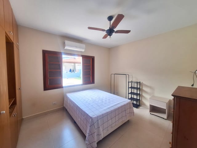 Casa 6 quartos e 6 banheiros, para alugar, no bairro São Lourenço em Bertioga