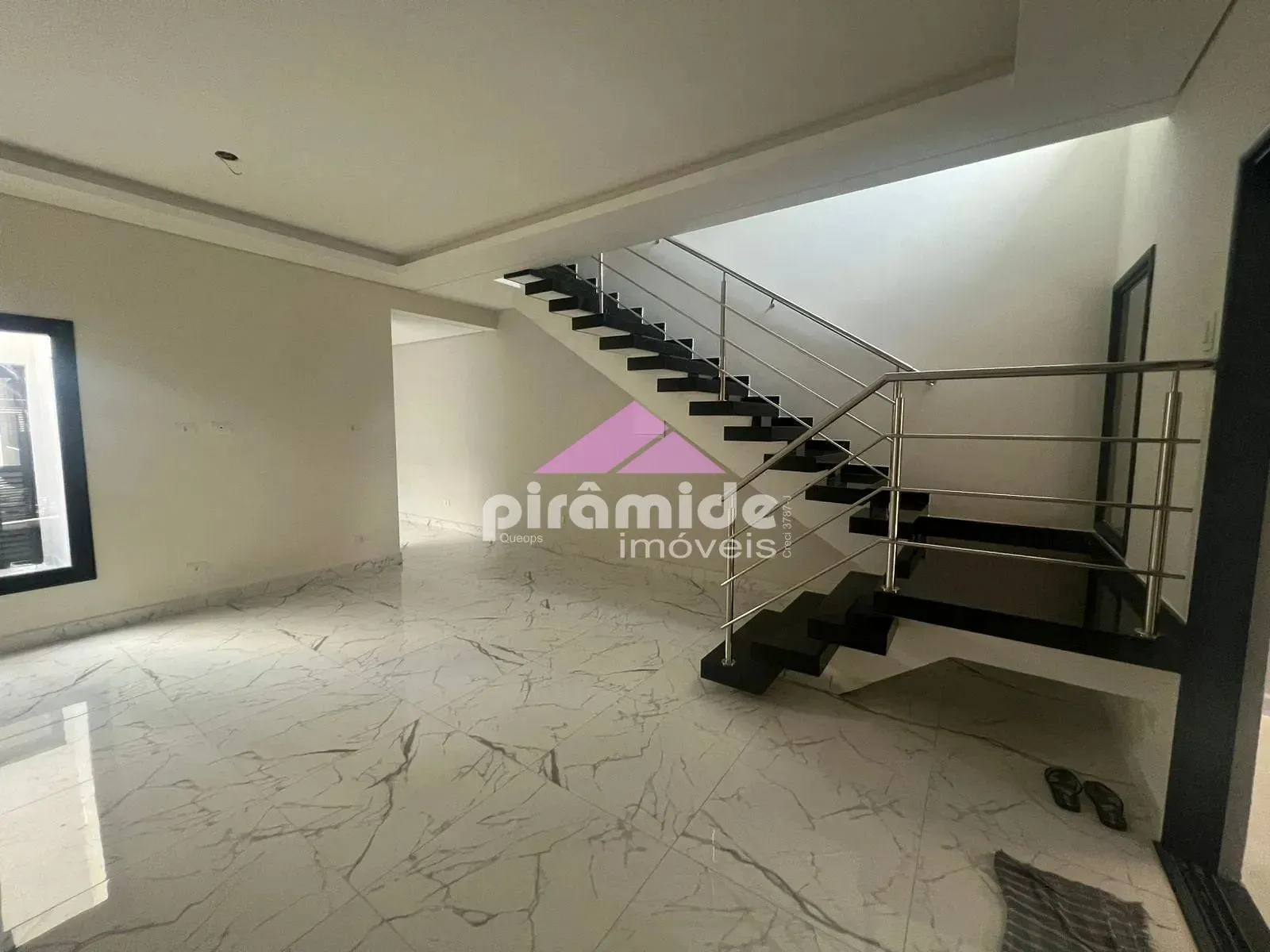 Casa, 3 quartos, 170 m² - Foto 1