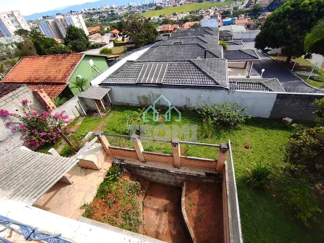 Casa com 1000m² 6 quartos e 5 banheiros, à venda, no bairro Monte Belo em Taubaté
