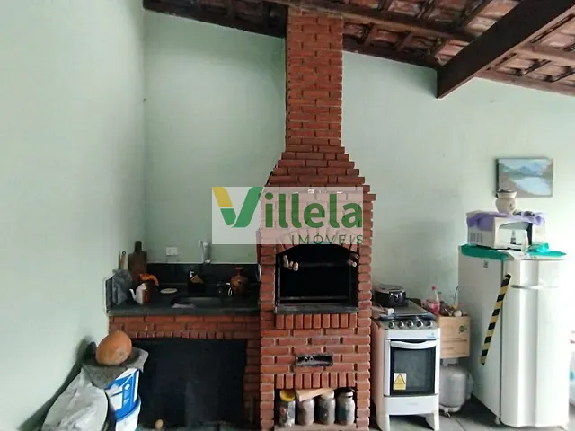 Casa com 250m² 3 quartos e 3 banheiros, à venda, no bairro Jardim Medina em Poá