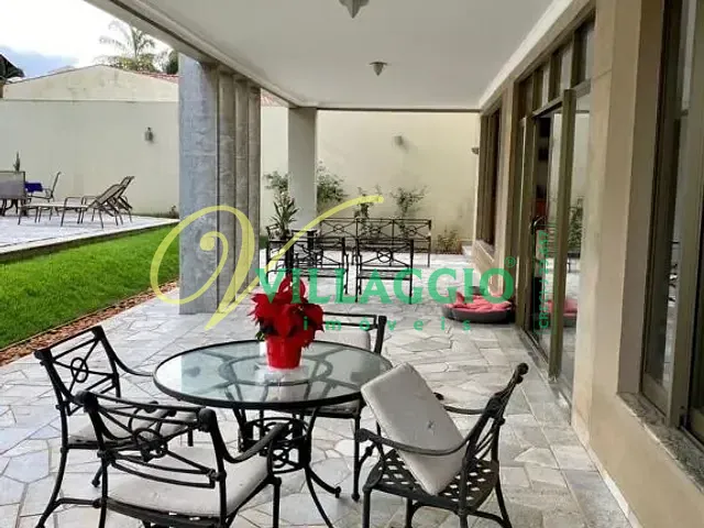 Casa com 1000m² 4 quartos e 6 banheiros, à venda, no bairro Condomínio Débora Cristina em São José do Rio Preto