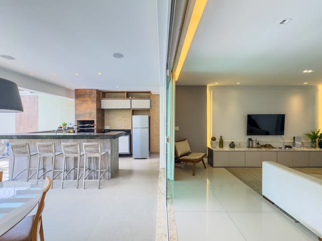 Casa com 275m² 4 quartos e 7 banheiros, à venda, no bairro Recreio dos Bandeirantes em Rio de Janeiro