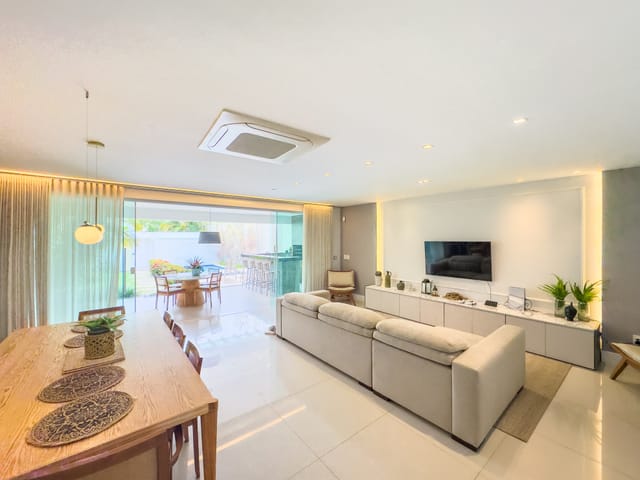 Casa com 275m² 4 quartos e 7 banheiros, à venda, no bairro Recreio dos Bandeirantes em Rio de Janeiro