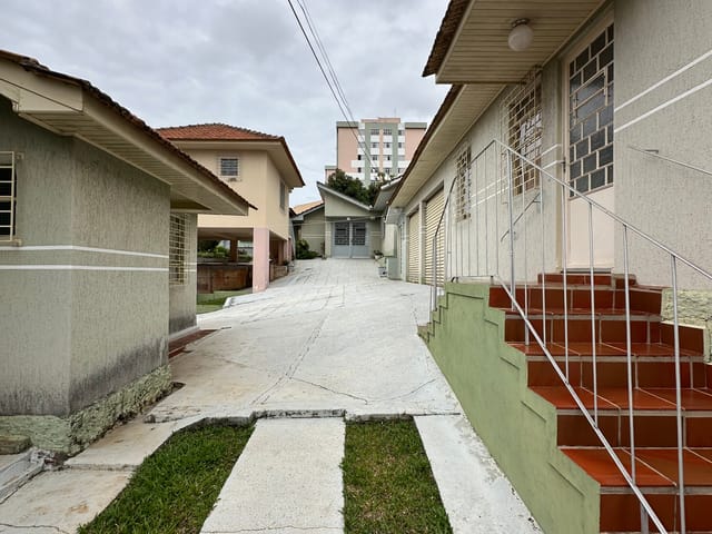Casa com 244m² 5 quartos e 4 banheiros, à venda, no bairro Estrela em Ponta Grossa