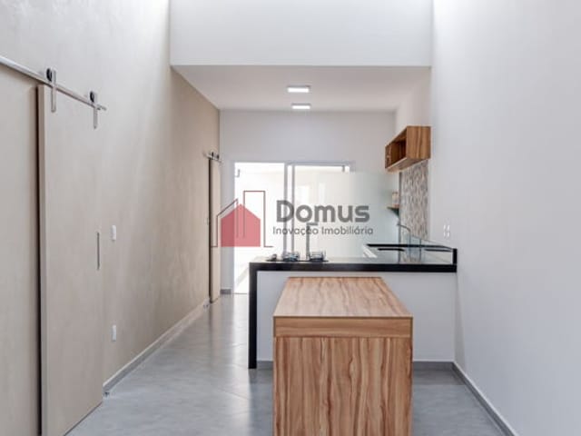 Casa com 176m², à venda, no bairro Res. Santa Clara em Pindamonhangaba