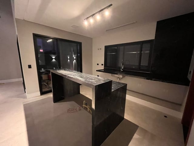 Foto do Casa - Casa com 3 dormitórios à venda, 262 m² por R$ 1.750.000,00 - Floresta - São José dos Campos/SP | INDEPENDENCE NEGOCIOS IMOBILIARIOS LTDA