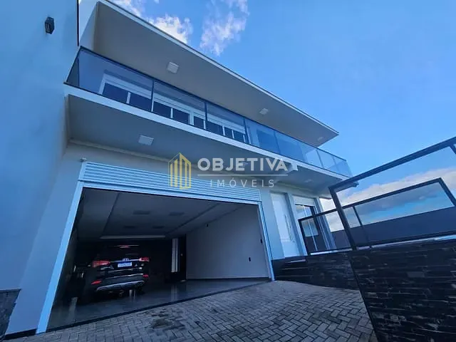 Casa com 305m² 2 quartos e 2 banheiros, à venda, no bairro Sol Nascente em Estância Velha