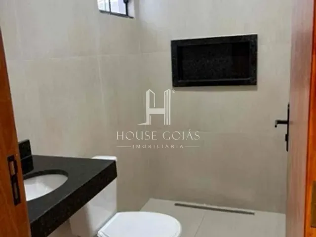 Casa com 125m² 2 quartos e 2 banheiros, à venda, no bairro Residencial Limoeiro em Goianira