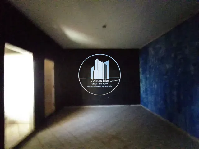 Casa com 228m² 3 quartos e 2 banheiros, à venda, no bairro Centro em Pouso Alegre
