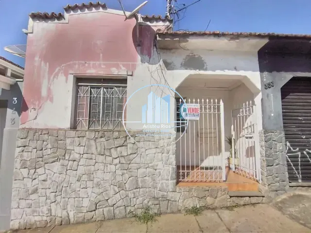 Casa com 228m² 3 quartos e 2 banheiros, à venda, no bairro Centro em Pouso Alegre