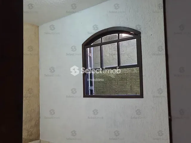 Casa com 80m² 2 quartos e 1 banheiro, para alugar, no bairro Jardim Hélida em Mauá