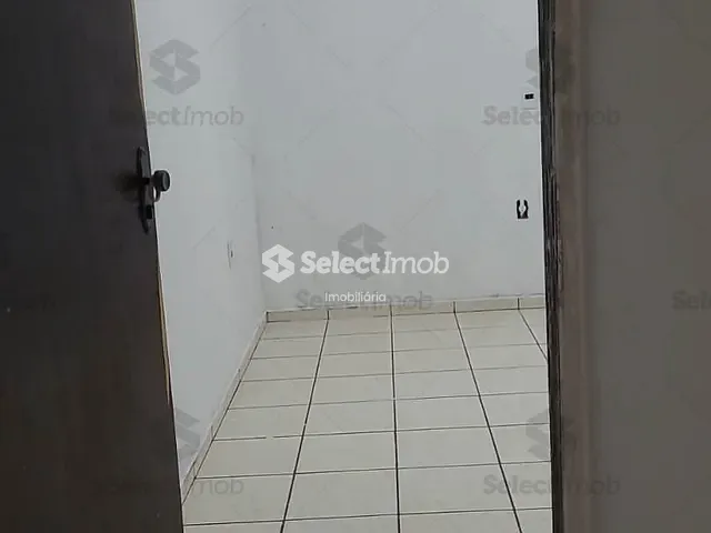 Casa com 80m² 2 quartos e 1 banheiro, para alugar, no bairro Jardim Hélida em Mauá