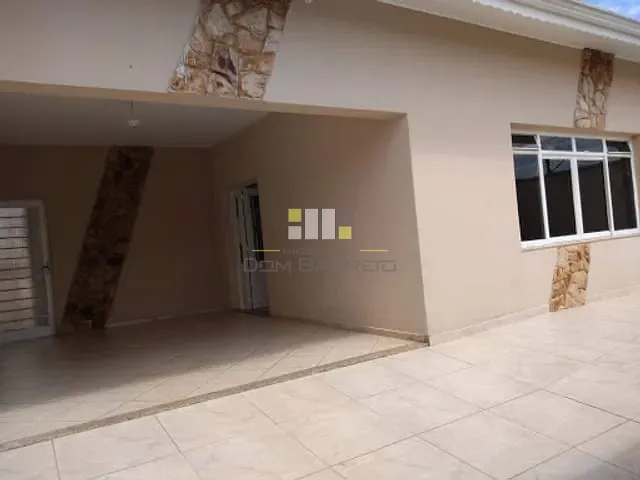 Casa com 410m² 3 quartos e 3 banheiros, à venda, no bairro Loteamento Remanso Campineiro em Hortolândia