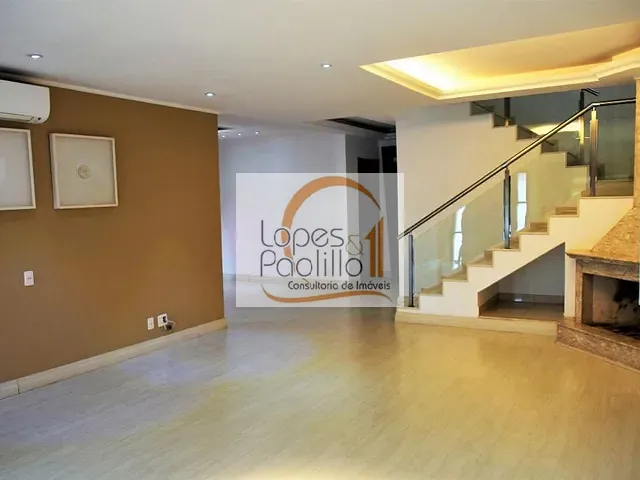 Casa com 365m² 3 quartos e 4 banheiros, à venda ou para alugar, no bairro Vila Helena em Atibaia