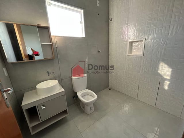 Casa com 125m², à venda, no bairro Residencial e Comercial Portal dos Eucaliptos em Pindamonhangaba