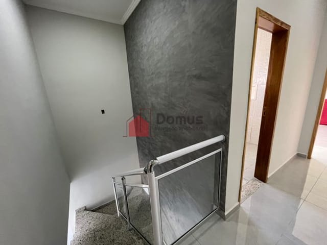 Casa com 125m², à venda, no bairro Residencial e Comercial Portal dos Eucaliptos em Pindamonhangaba